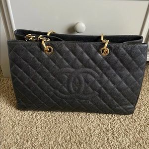 Chanel gst black caviar leather tote